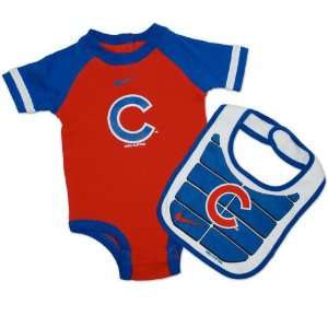  Newborn Chicago Cubs Team Creeper and Bib Set Sports 