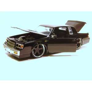  1:24 BUICKGRAND NATIONAL 1987 DIE CAST: Toys & Games