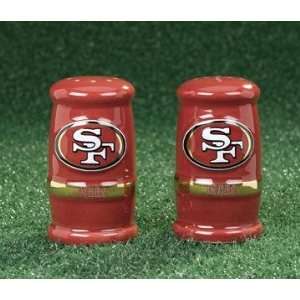  San Francisco 49Ers Salt & Pepper Shaker Set: Sports 