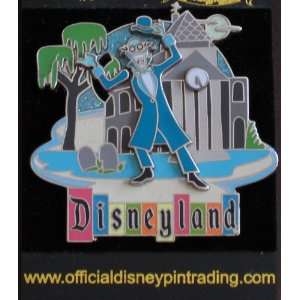   Haunted Mansion Ghost 3 Dimensional Pin (2005): Everything Else