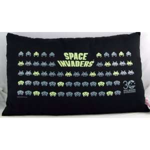 Space Invaders glow in the dark Pillow (version 2)