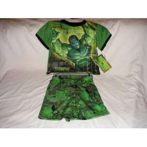  Hulk 2 piece pajamas/shirt/shorts/top 