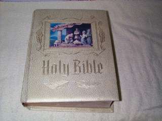 HUGE 7 lb Family Bible Old & New red Letter self pronouncing 
