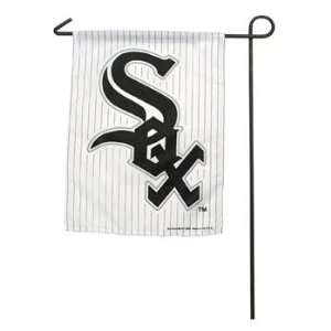  MLB Chicago White Sox™ Garden Flag   Party Decorations 