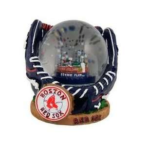  Boston Red Sox Stadium Glove Snow Globe