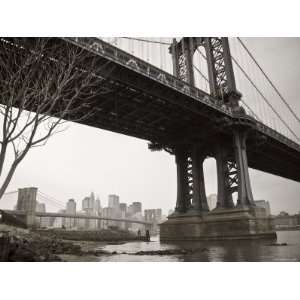 Manhattan Bridge and Brooklyn Bridge, New York City, USA Premium 