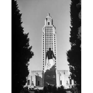  Louisiana State Capitol Building Towering over Statue of 