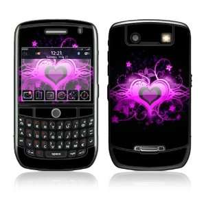   BlackBerry Curve 8900 Decal Skin   Glowing Love Heart 