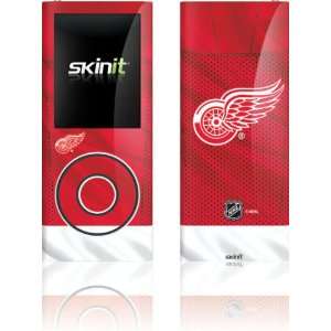   Red Wings Home Jersey skin for iPod Nano (4th Gen): MP3 Players