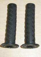 You are viewing a new pair of MONGOOSE BMX handlebar grips. These 