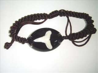Mako / Tiger Shark Tooth Bracelet   Black Bottom  