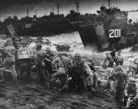 Iwo Jima Beachhead Invasion 1945 Marines USMC  