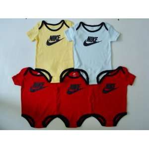  5 Pack Nike Classic Logo Bodysuits Onesies, Size 6   9 
