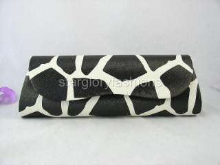 Fashion Black/Cream Faux Leather Giraffe Print Purse Clutch Solid 5 