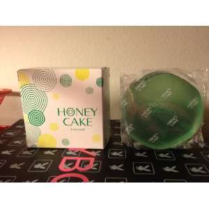  NEW 2011 Shiseido Honey Cake Emerald Beauty