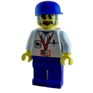  Lego Studios Cameraman Minifigure: Toys & Games