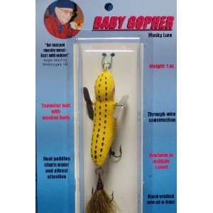  The Baby Gopher Muskie Lure   Musky Bait   Yellow: Sports 