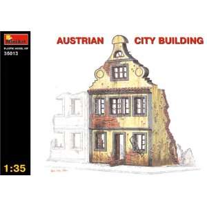  35013 1/35 Austrian City Building Toys & Games