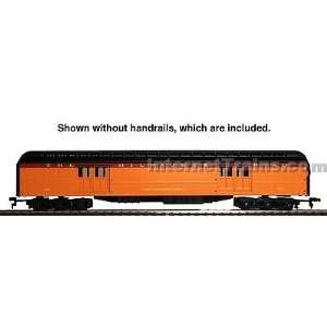    IHC HO Scale Heavyweight Baggage   Milwaukee Road Toys & Games