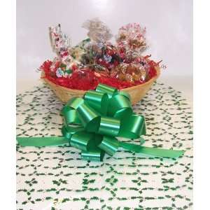 Scotts Cakes Small Candy Lovers Christmas Basket no Handle Holly 