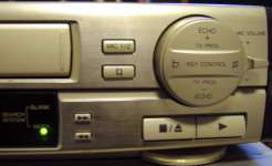 JVC HR J82MS VHS Hi Fi VCR Multi Karaoke, Multi Region Video Cassette 