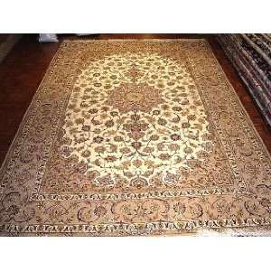  6x10 Hand Knotted Isfahan Persian Rug   69x101