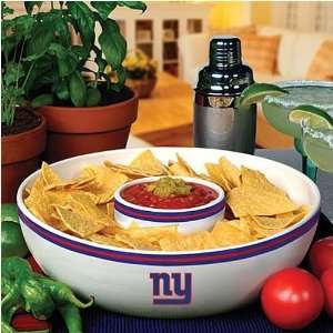 New York Giants Chip & Dip Bowl Set:  Sports & Outdoors