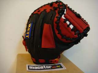 ZETT Pro Model 33 Catcher Baseball Glove Black Red RHT  