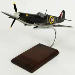  Supermarine Spitfire Mk.VB 1/32 Scale Model Aircraft Toys 