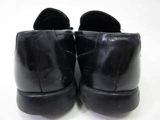 You are bidding on COLE HAAN Mens Black Leather Loafers Shoes size 11 