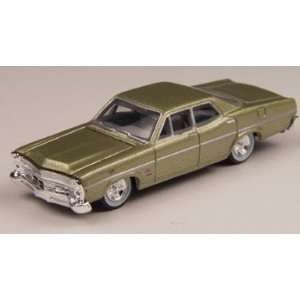  HO 1967 Ford Galaxie #2: Toys & Games