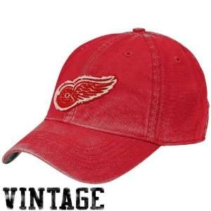 Reebok Detroit Red Wings Red Distressed Logo Vintage Slouch Hat 