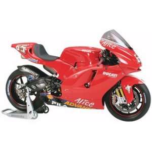   12 Ducati Desmosedici (Plastic Model Motorcycle) Toys & Games