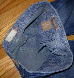 PAIGE Premium Denim *LAUREL CANYON* Boot Jeans Embroidered Pkts 28 x 