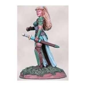   Elmore Masterwork Female Elven Fighter With Long Sword Toys & Games