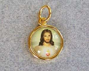 Lot 2 Sacred Heart Jesus Charm Holy Medal GOLD A108G  