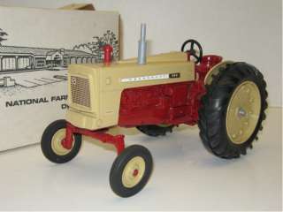 Up for sale is a 1/16 COCKSHUTT 560 wide front Farm Toy Museum Edition 