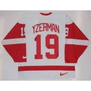 STEVE YZERMAN Detroit Red Wings 1997 STANLEY CUP NIKE JERSEY SIZE 