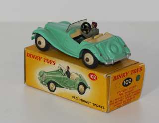 DINKY TOYS 102 MG MIDGET SPORTS CAR GREEN NMIB  