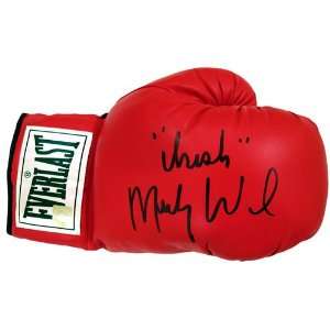    Irish Micky Ward Signed Everlast Boxing Glove 